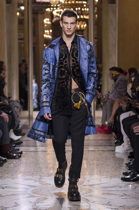 versace men's sweatshirts